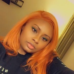 Meet your Posher, Nyleshea